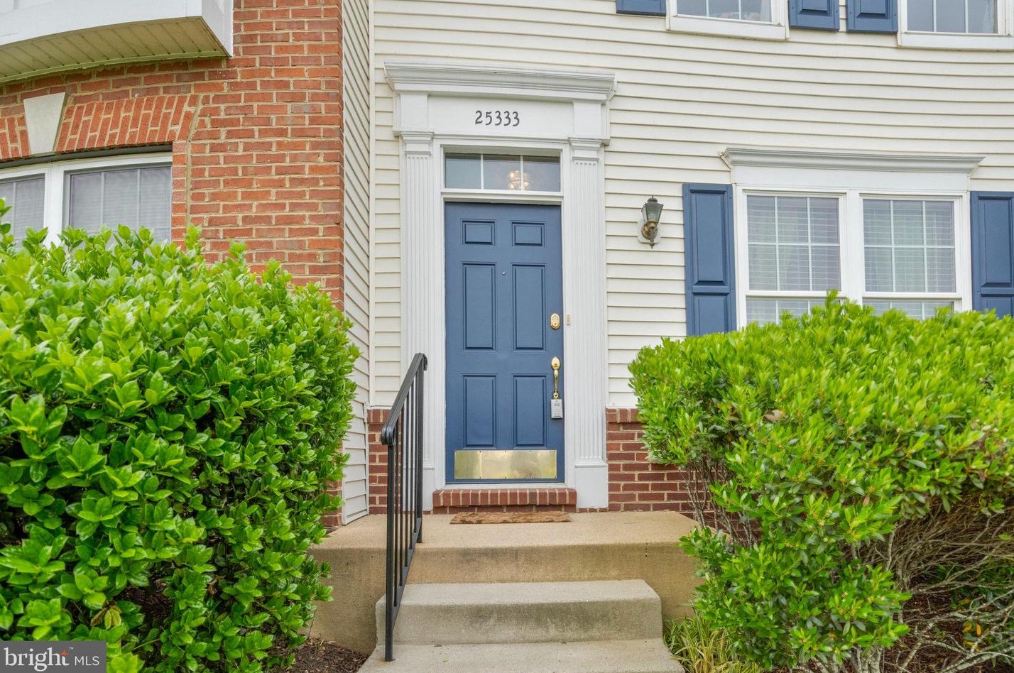 25333 Eldridge Ter, Fairfax, VA 20152-6678