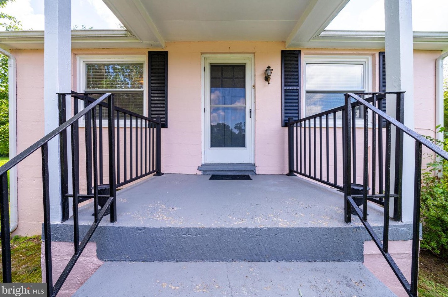 22282 St Louis Rd, Middleburg, VA 20117