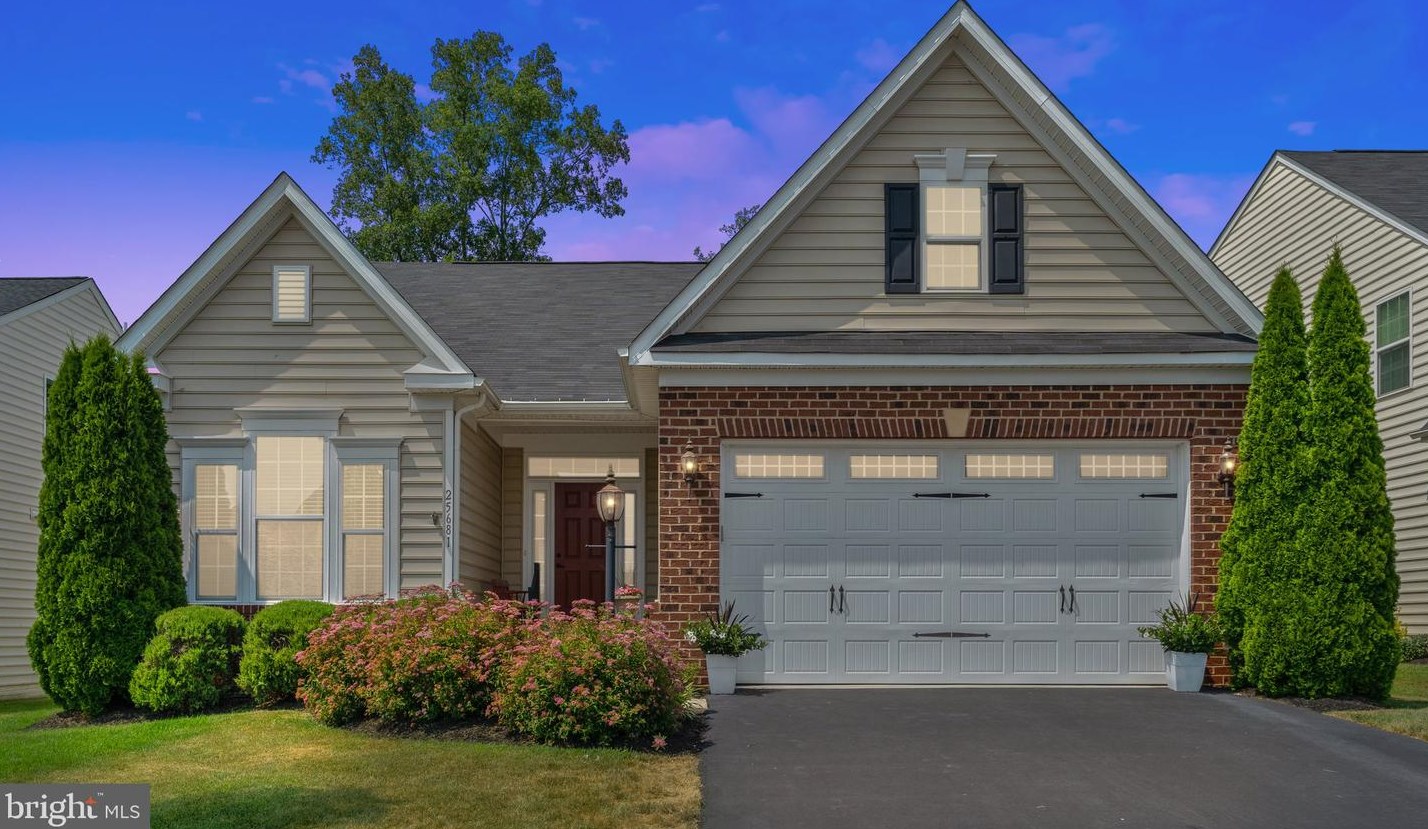 25681 Arborshade Pass Pl, Stone Ridge, VA 20105-5821