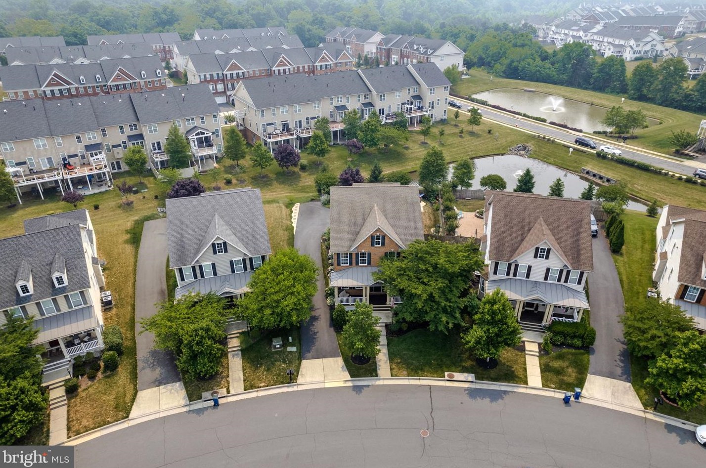 43167 Ashley Green Dr, Ashburn, VA 20148-7040