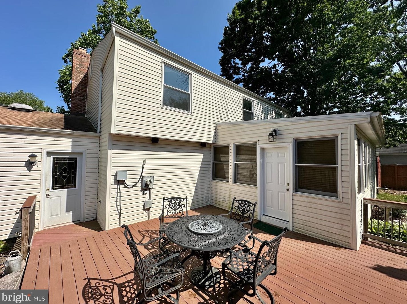115 Johnson Rd, Dulles, VA 20164-2626