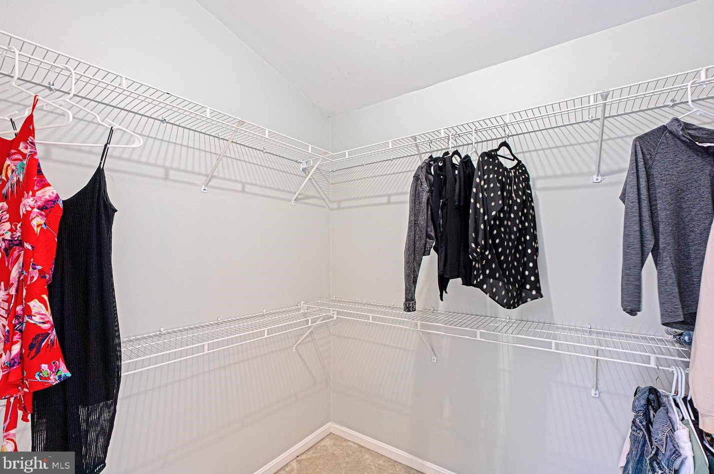 43322 Railstop Ter, Ashburn VA 20147-5331 exterior