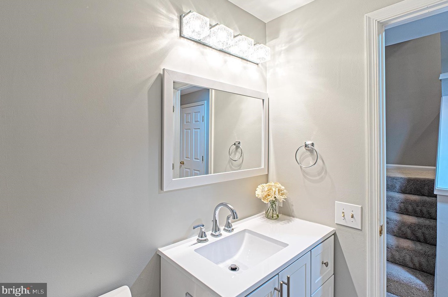 43322 Railstop Ter, Ashburn VA 20147-5331 exterior