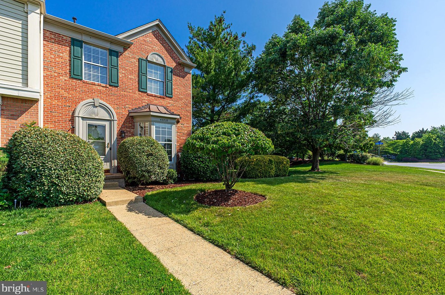 43322 Railstop Ter, Ashburn, VA 20147-5330