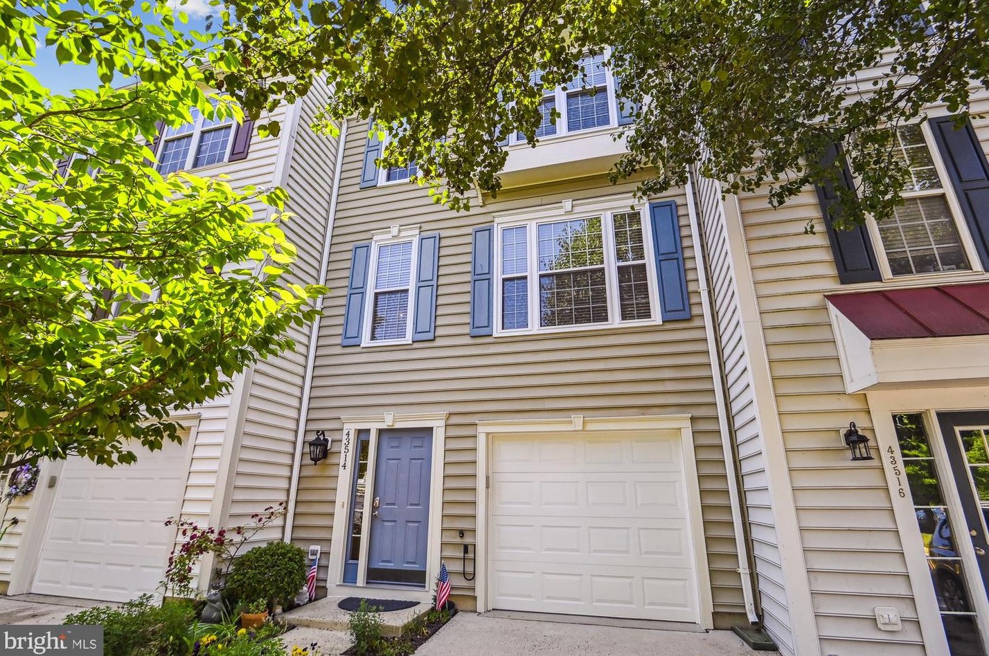 43514 Greenwich Sq, Ashburn, VA 20147-4555