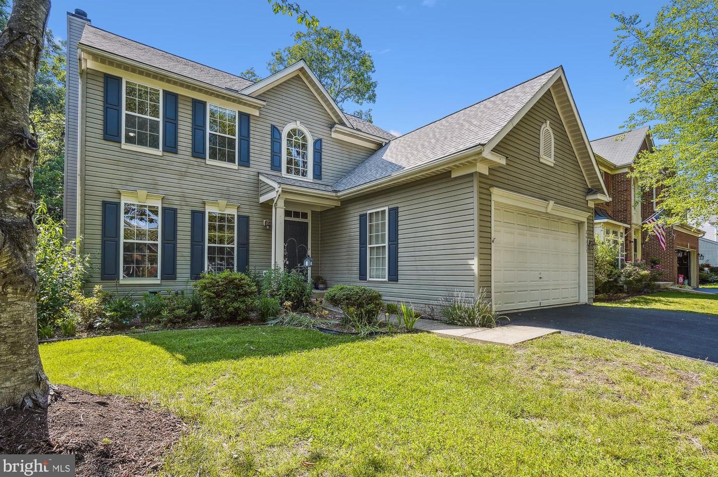 26113 Rachel Hill Dr, Fairfax, VA 20152-1798