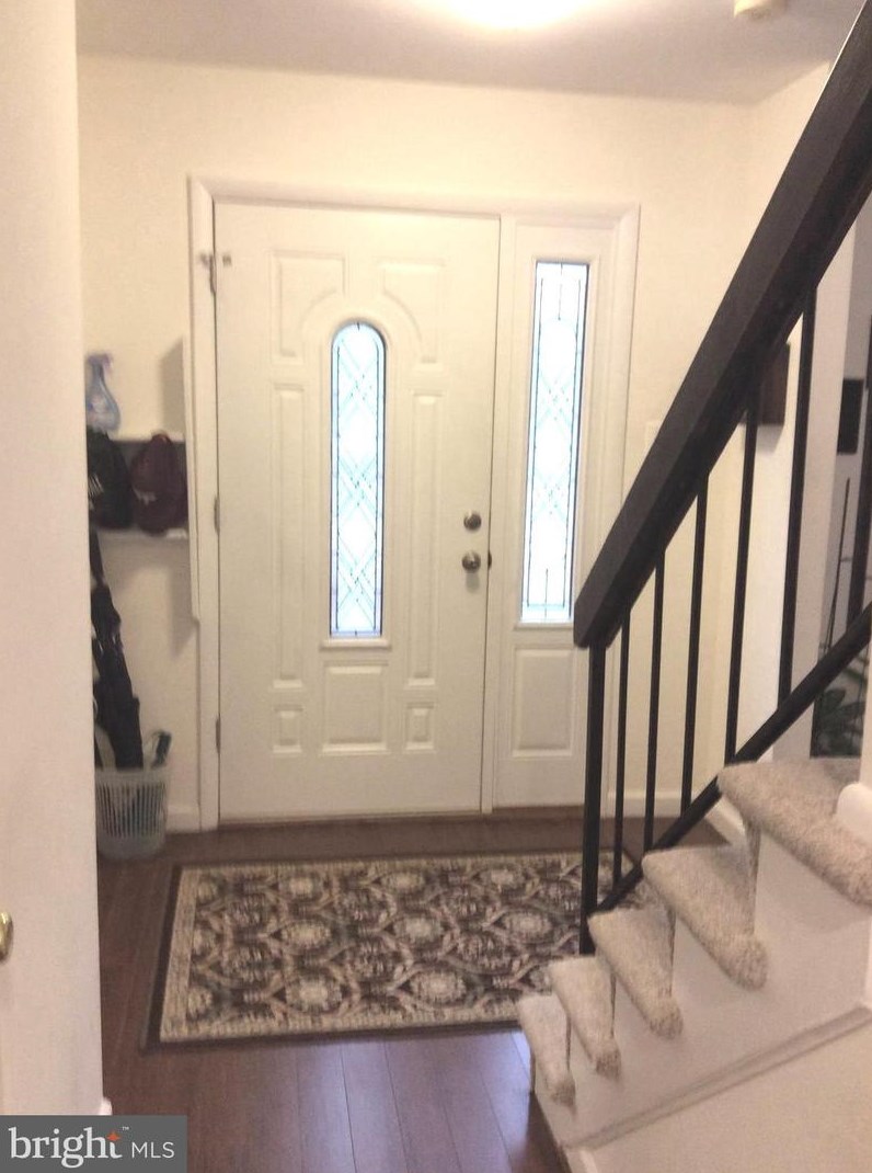 123 Willow Pl, Dulles, VA 20164-1626