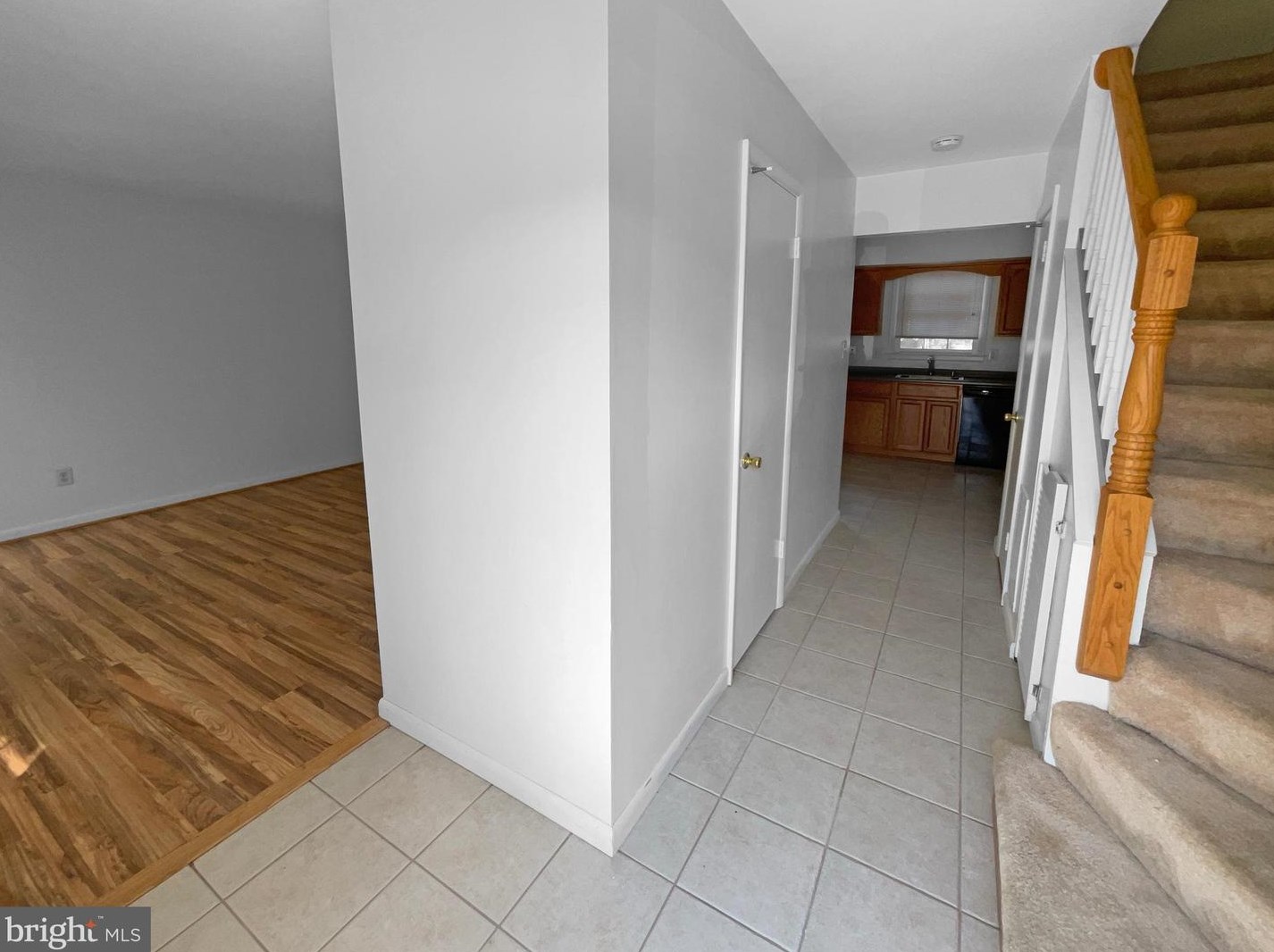 894 Holborn Ct, Dulles VA  20164-4801 exterior