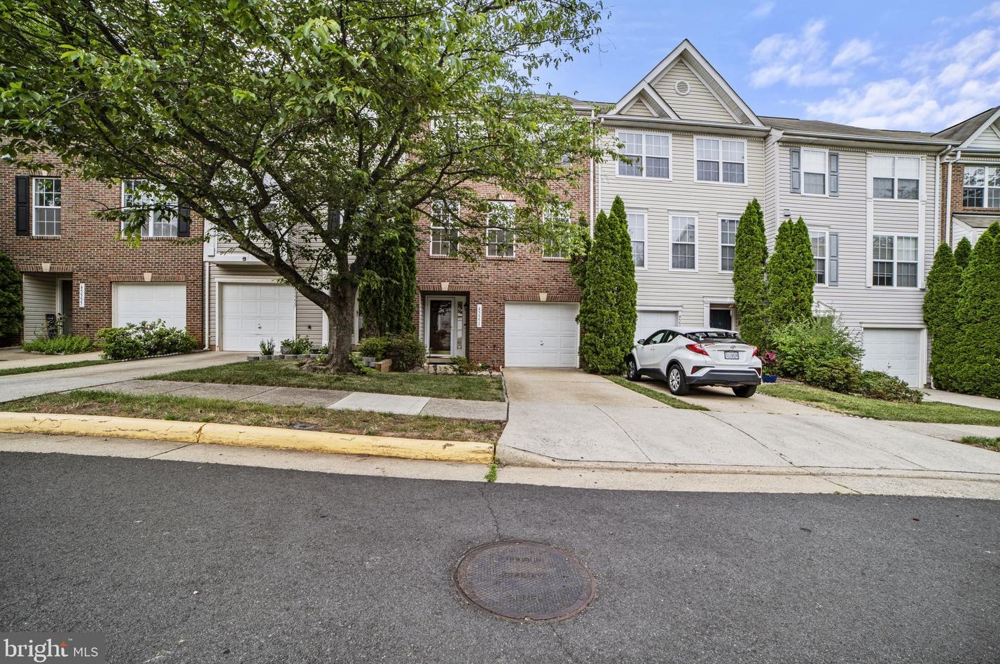 45551 Lakemont Sq, Dulles, VA 20165-6530