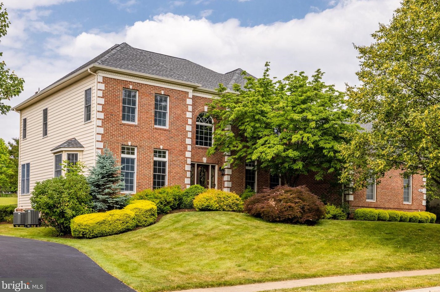 19917 Augusta Village Pl, Ashburn VA  20147-4128 exterior