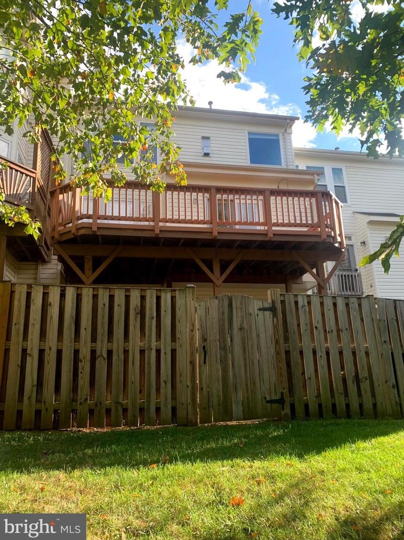 46124 Geneva Ter, Dulles, VA 20165