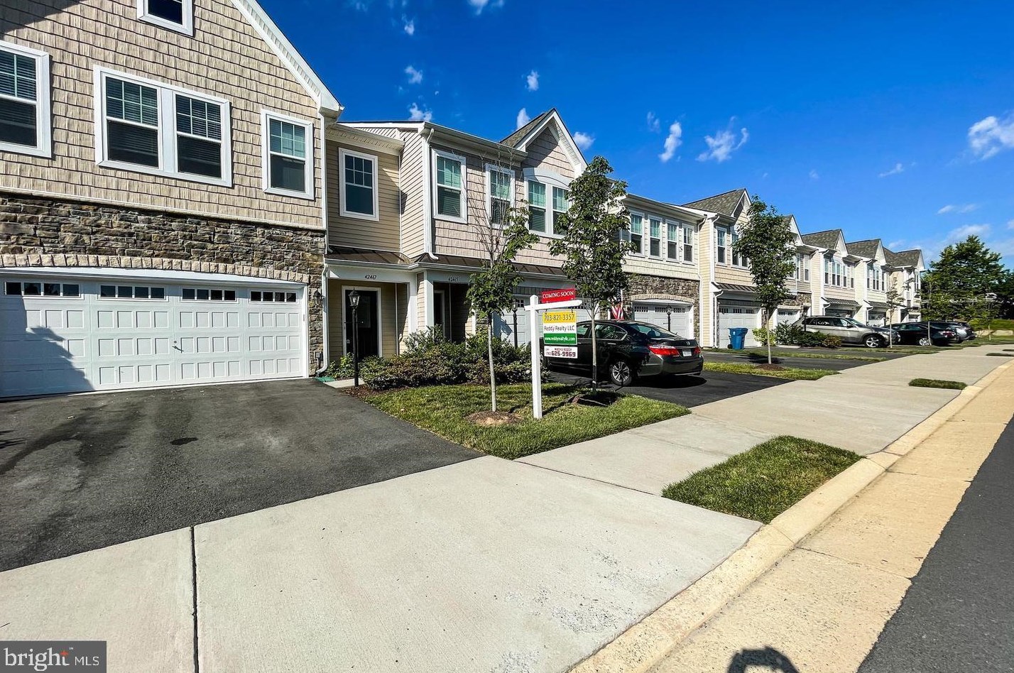 42467 Benfold Sq, Ashburn, VA 20148-7609