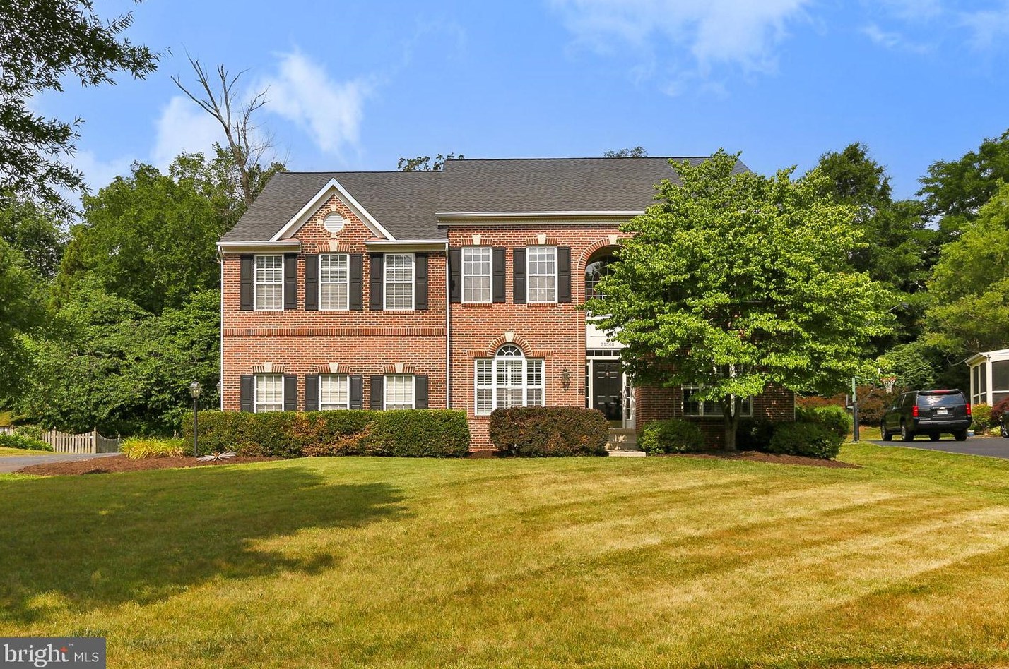 21568 Glebe View Dr, Ashburn, VA 20148-3625