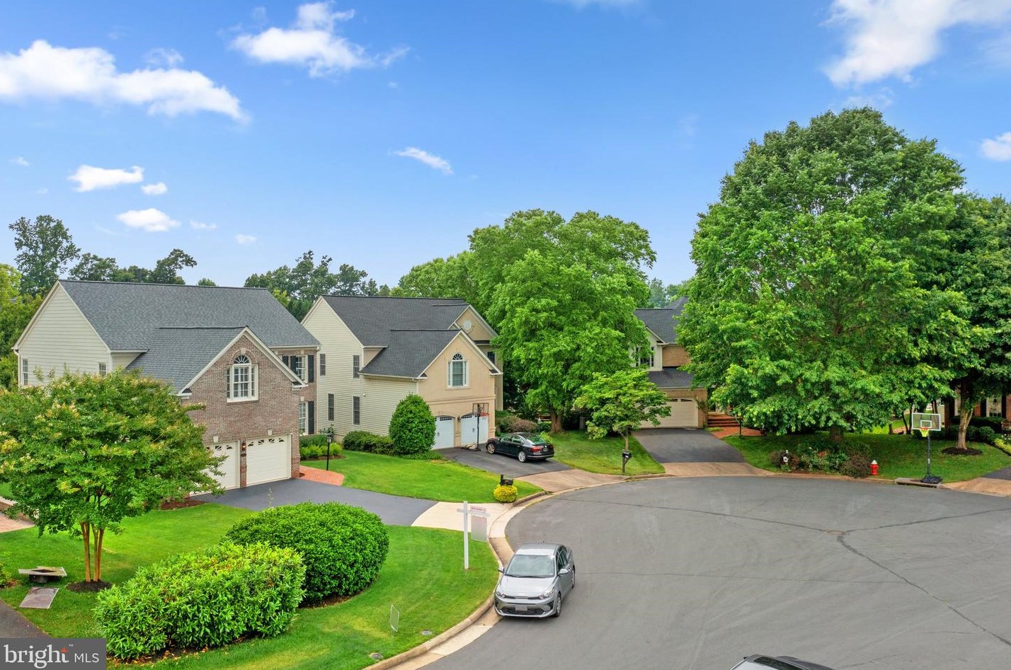 47681 Leechecker Ct, Dulles, VA 20165-4771