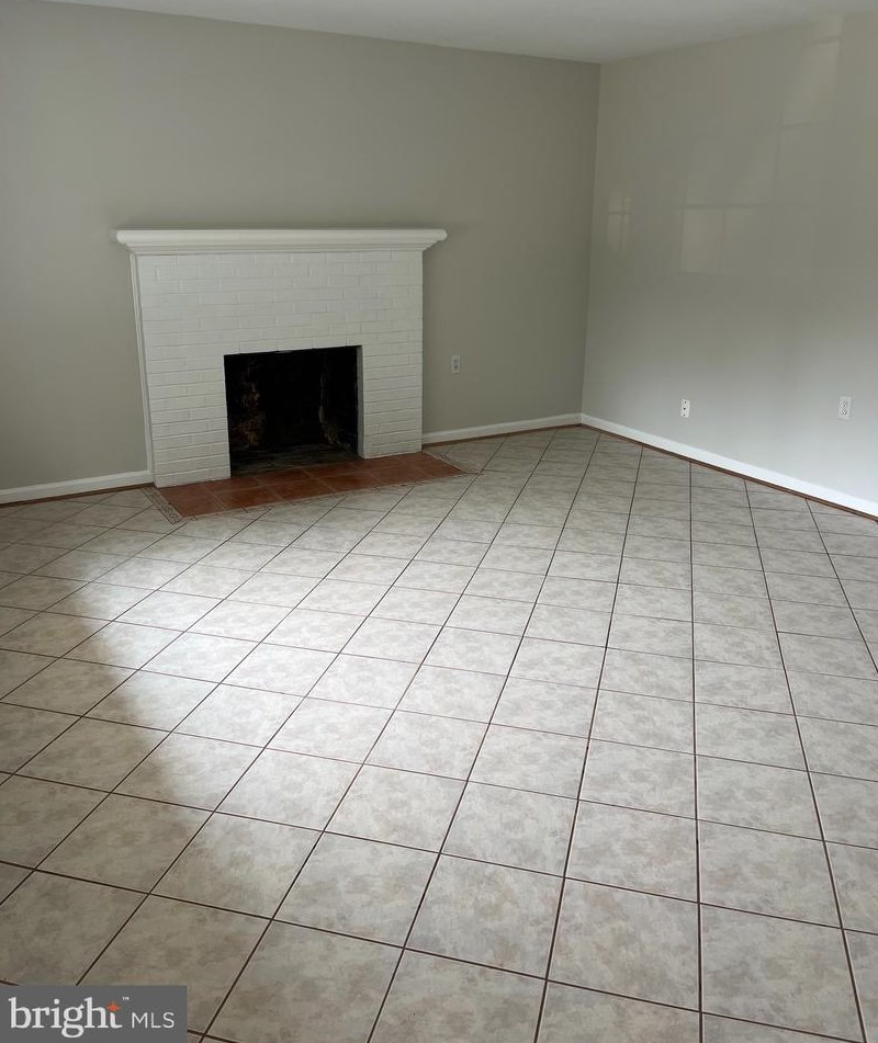 204 Morven Park Rd Nw, Leesburg, VA 20176