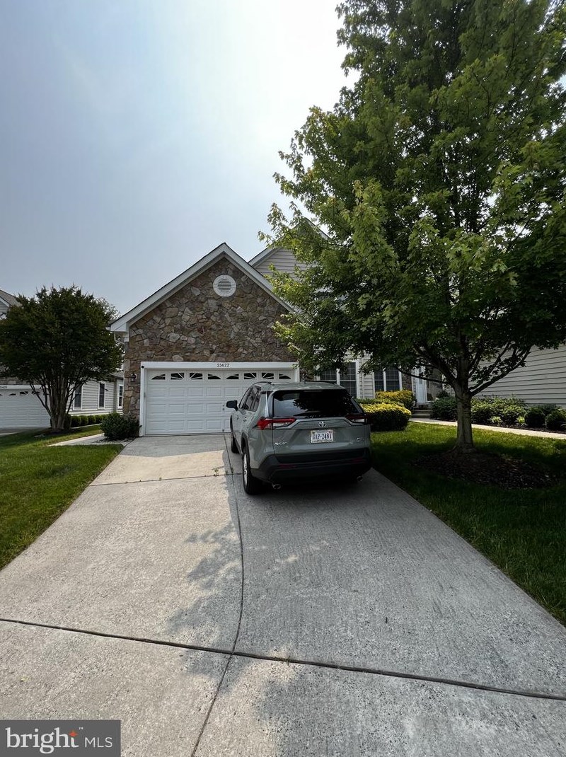 25622 Creek Run Ter, Fairfax, VA 20152