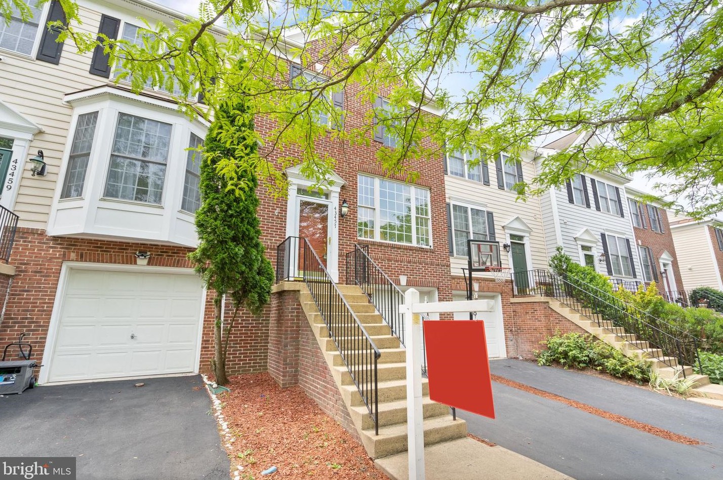 43457 Interval St, Fairfax, VA 20152-2521