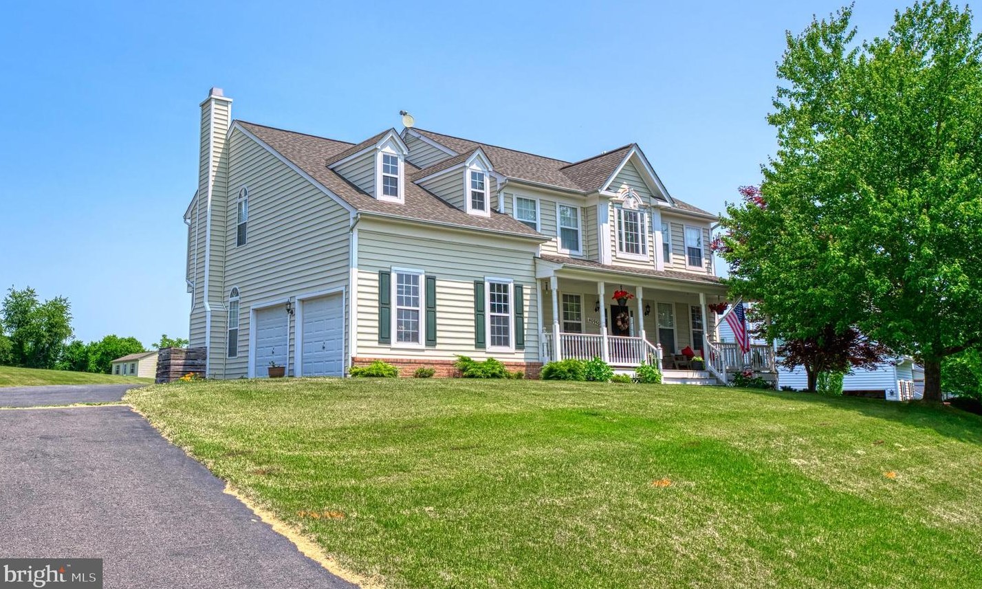 40950 Taylorstown Meadows Pl, Lovettsville, VA 20180