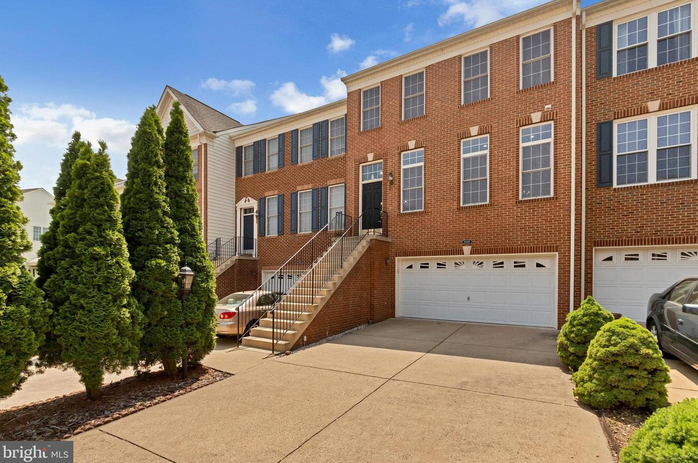 22529 Welborne Manor Sq, Ashburn, VA 20148