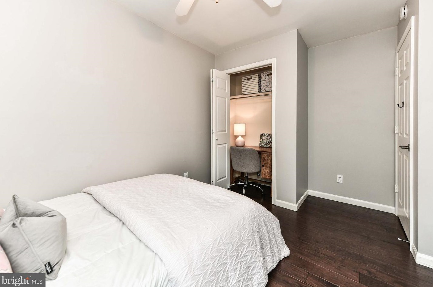 43792 Laburnum Sq, Ashburn VA  20147-5443 exterior