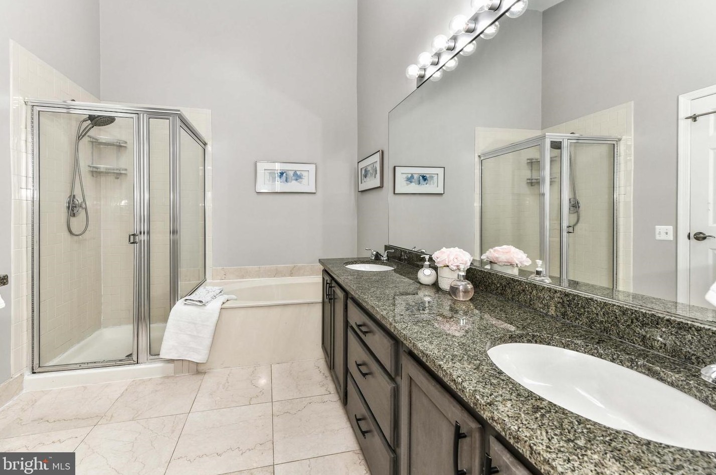 43792 Laburnum Sq, Ashburn VA  20147-5443 exterior