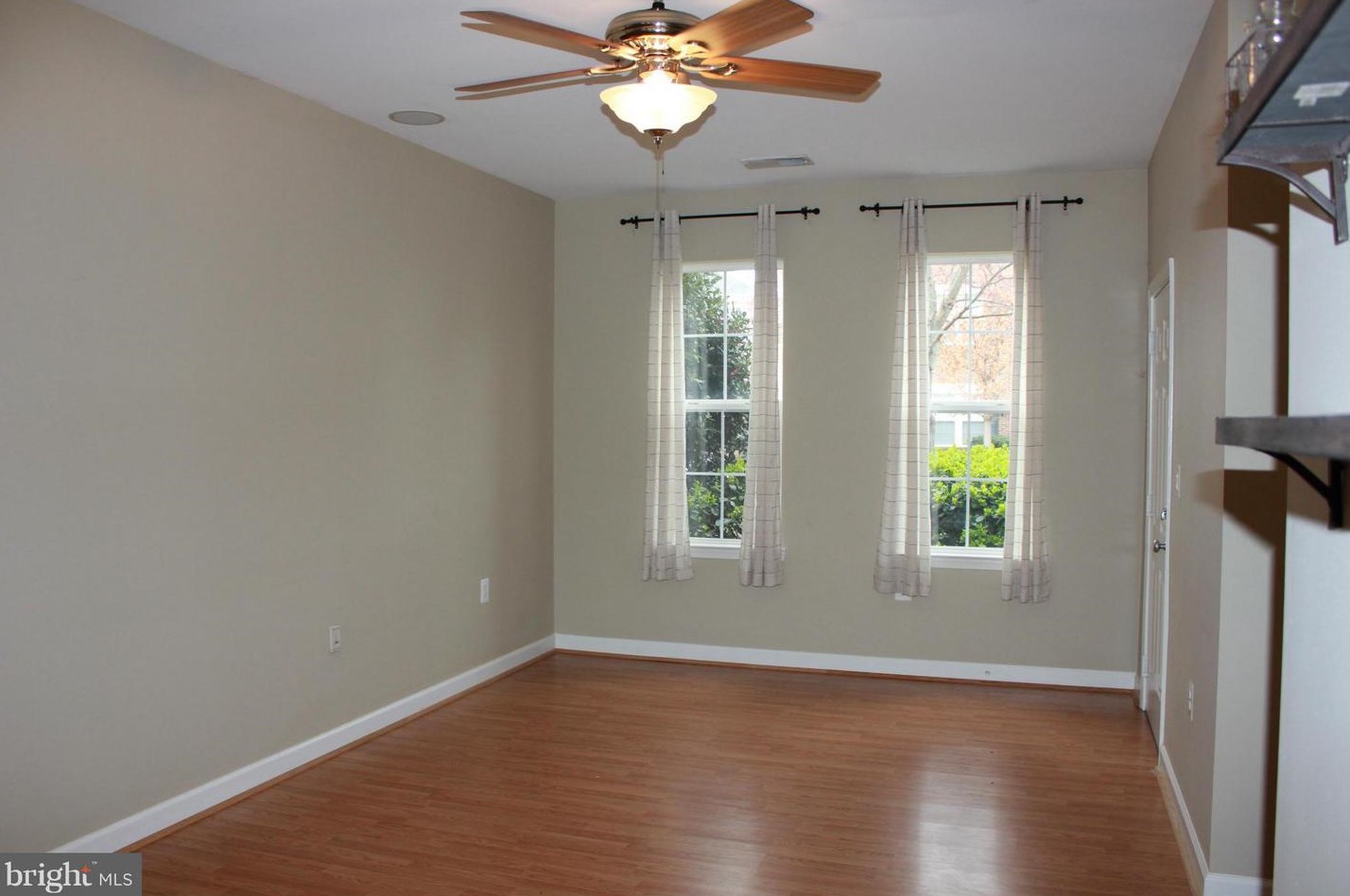 42470 Hollyhock Ter, Ashburn, VA 20148