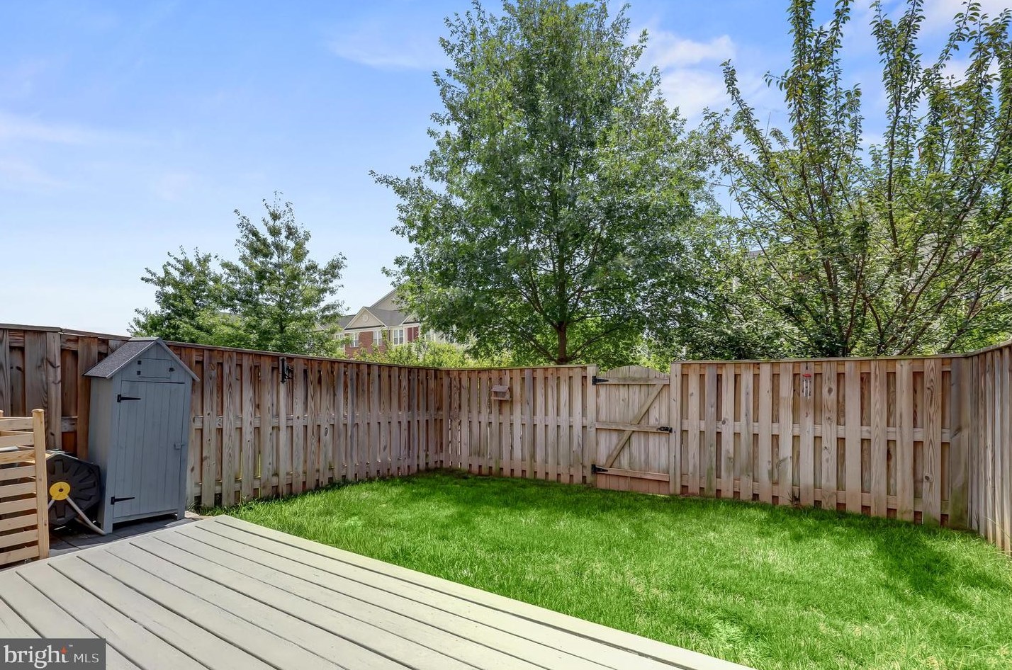 42463 Benfold Sq, Ashburn VA 20148-7610 exterior