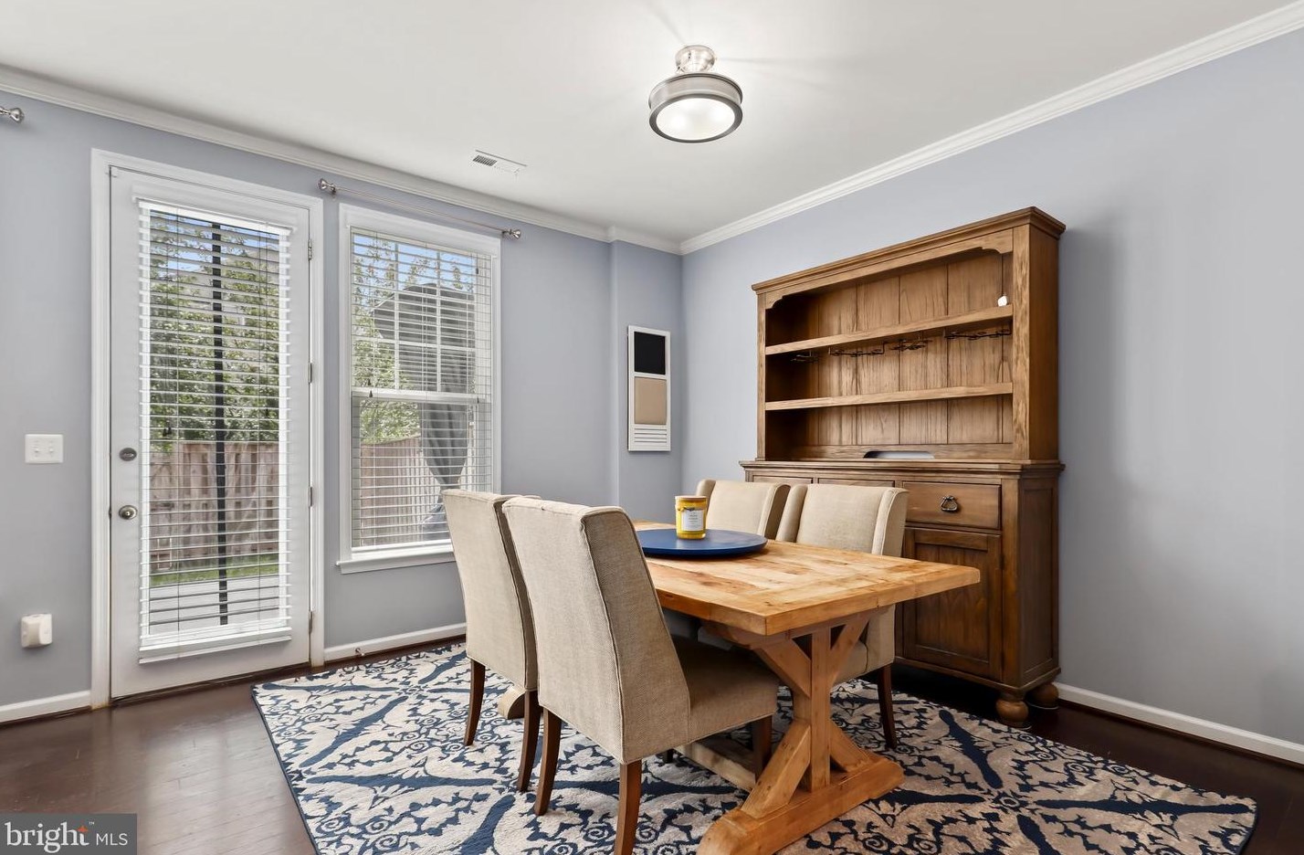 42463 Benfold Sq, Ashburn VA 20148-7610 exterior