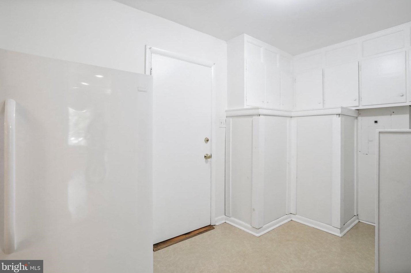 20470 Broad Run Dr, Sterling VA  20165-2511 exterior