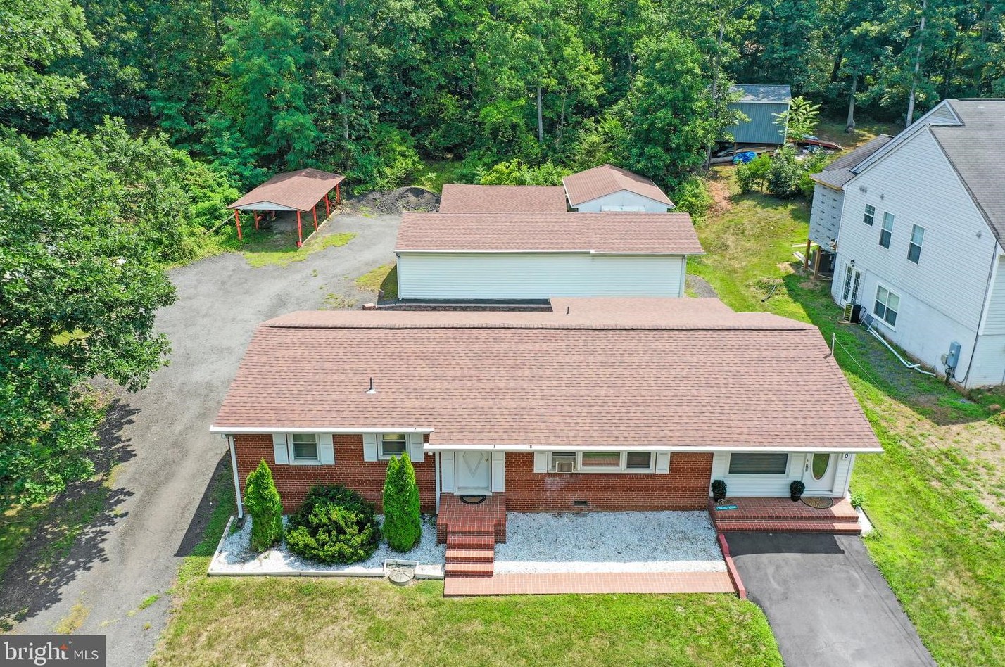 20470 Broad Run Dr, Dulles, VA 20165-2511