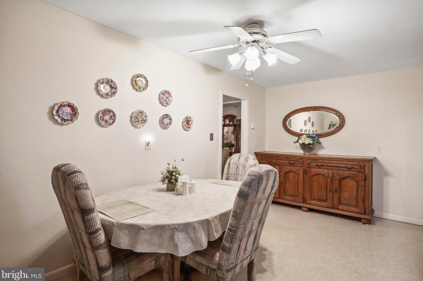 20470 Broad Run Dr, Sterling VA  20165-2511 exterior