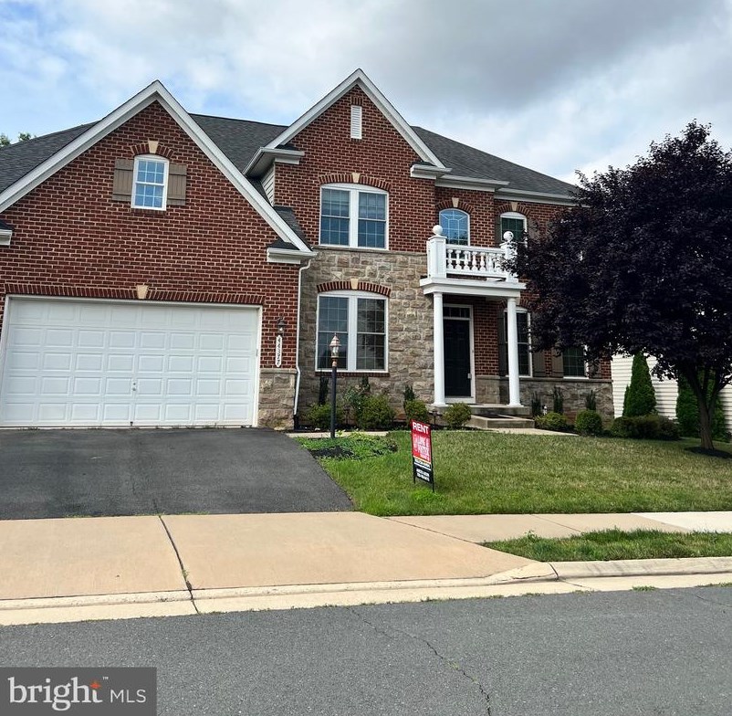 44377 Stone Roses Cir, Ashburn VA  20147-6073 exterior