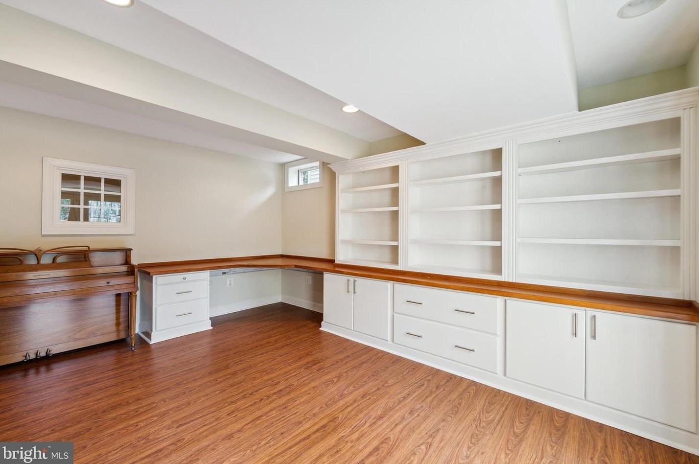 43237 Lighthouse Pl, Fairfax VA 20152-5341 exterior