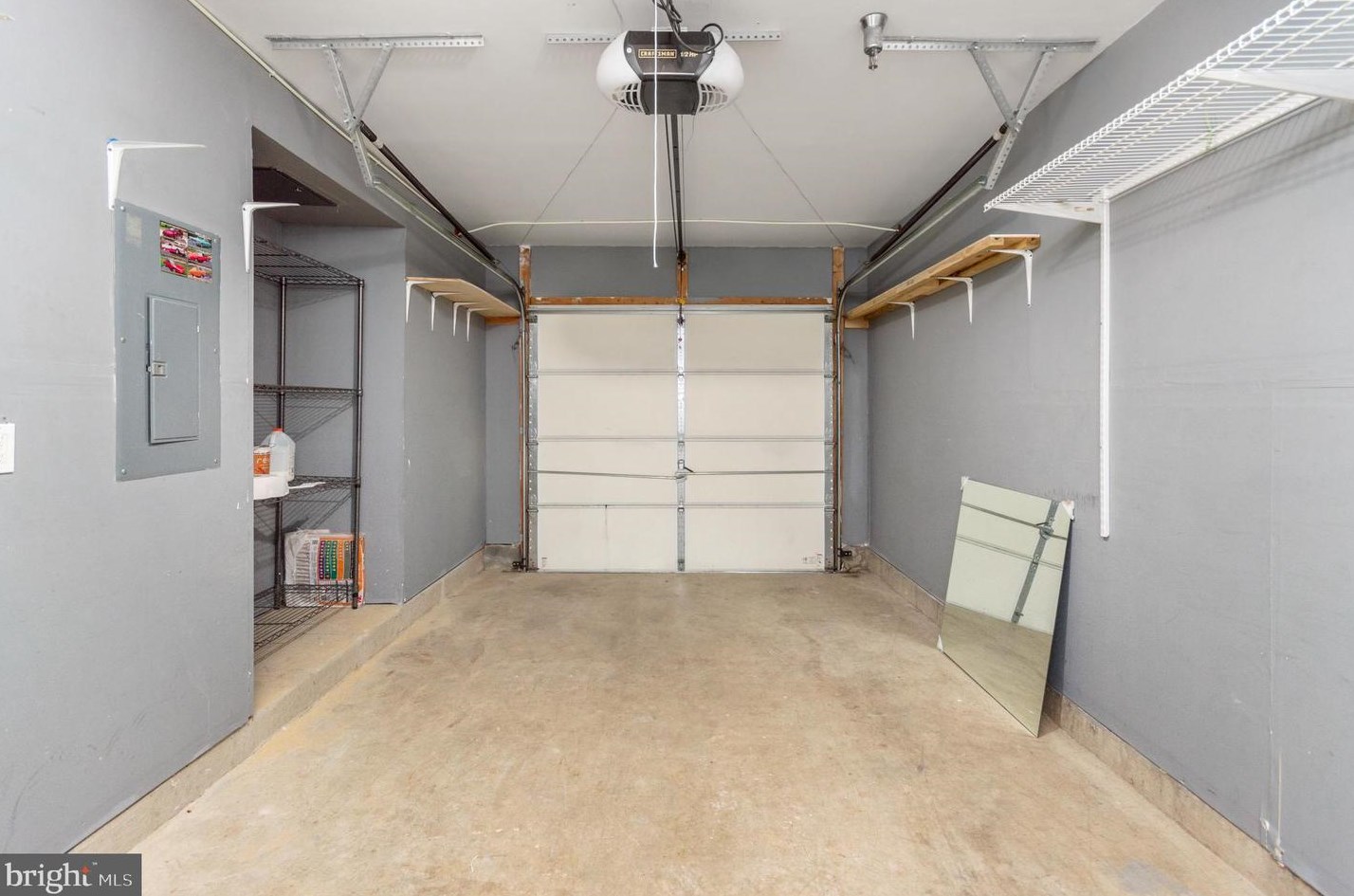 42293 Onyx Ter, Stone Ridge VA  20105-2958 exterior