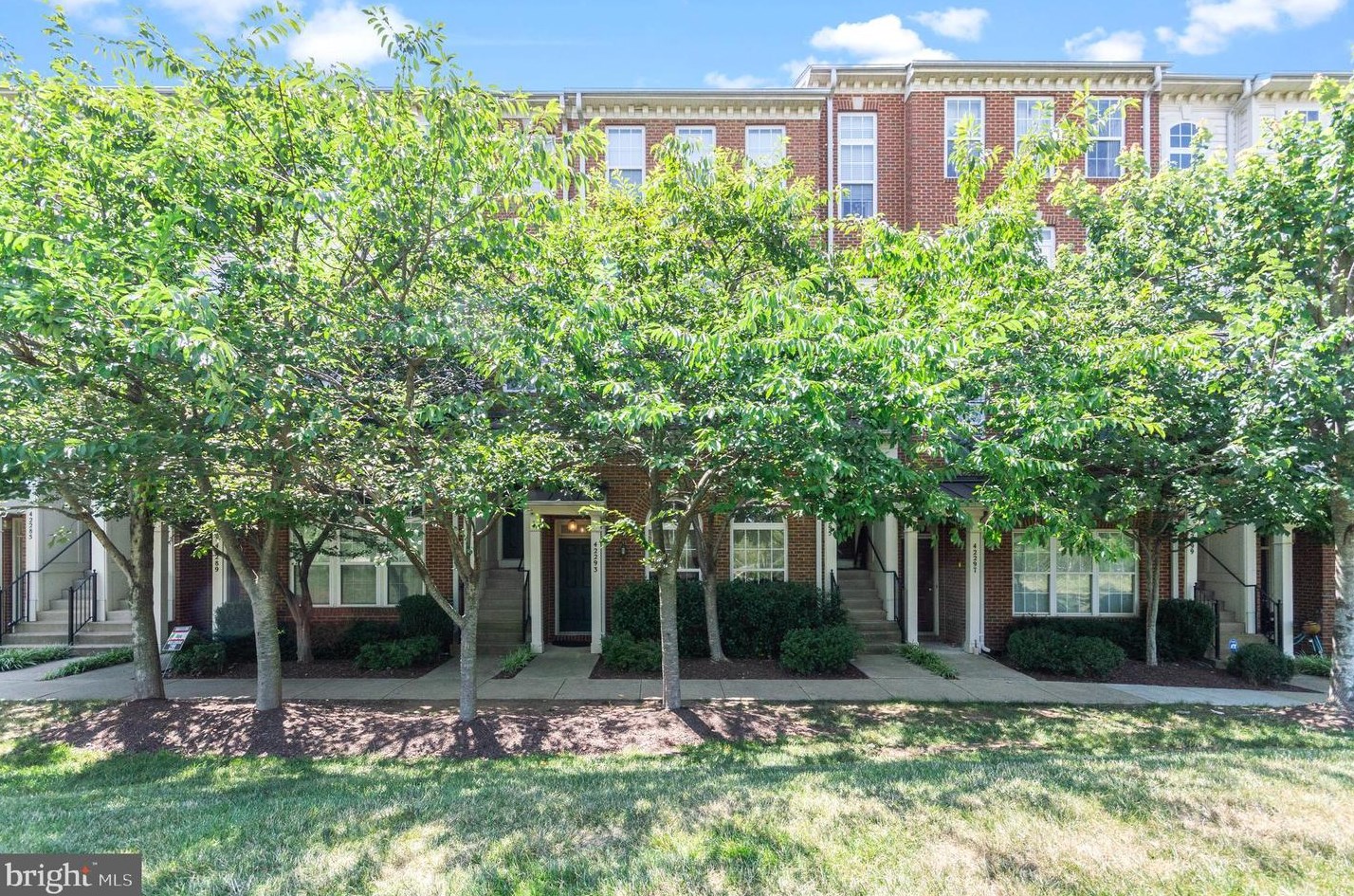 42293 Onyx Ter, Stone Ridge, VA 20105-2958