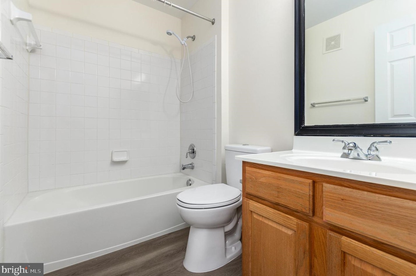 42293 Onyx Ter, Stone Ridge VA  20105-2958 exterior