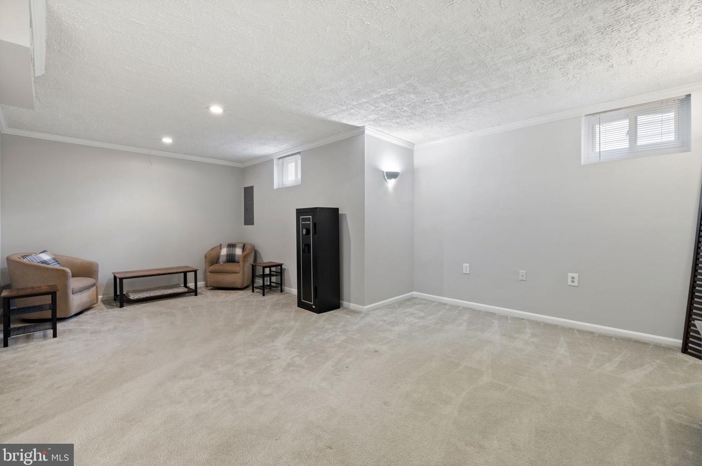 21825 Formosa Sq, Dulles VA  20164-7036 exterior