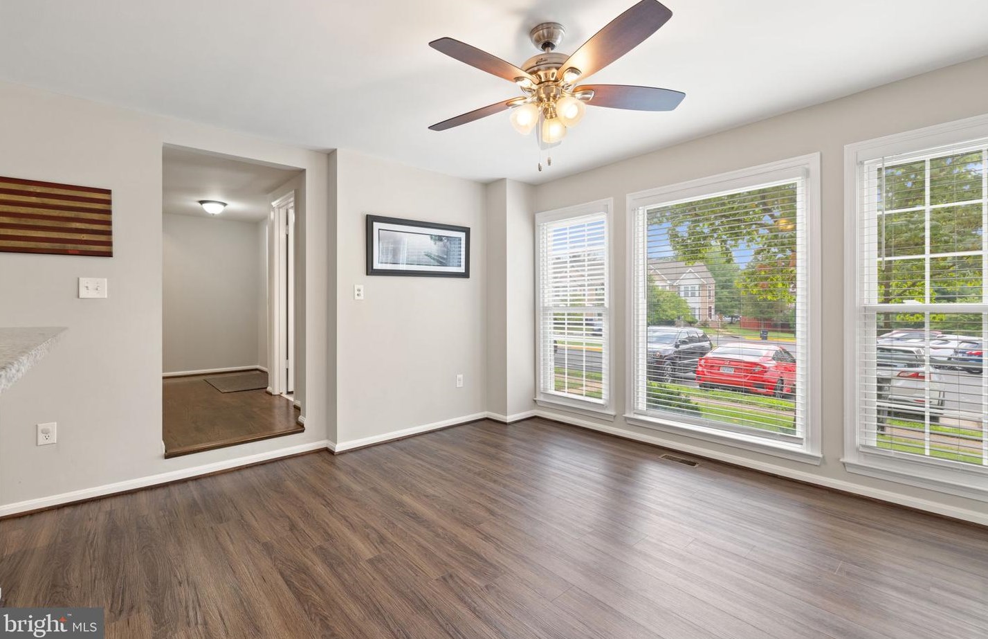 21825 Formosa Sq, Dulles VA  20164-7036 exterior