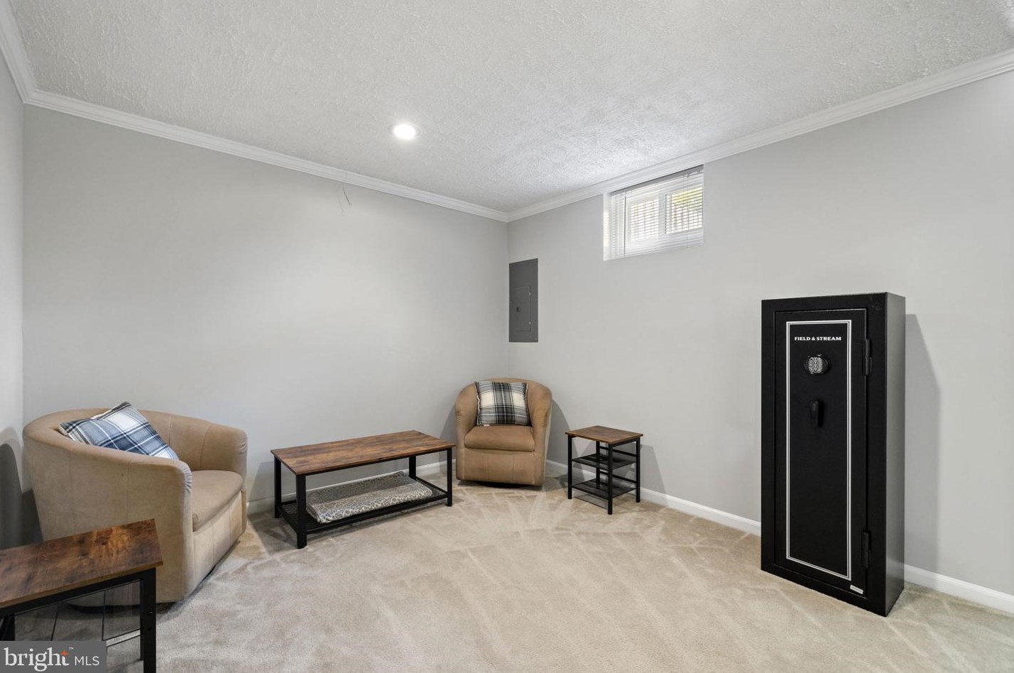 21825 Formosa Sq, Dulles VA  20164-7036 exterior