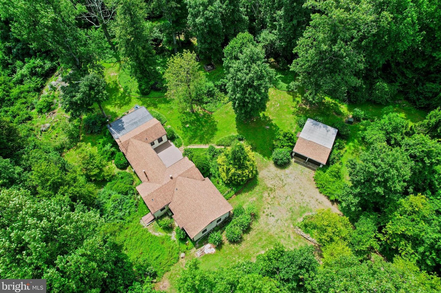 17534 Raven Rocks Rd, Mount Weather, VA 20135