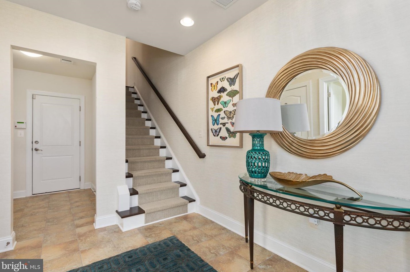 46073 Hall Rd, Dulles, VA 20166