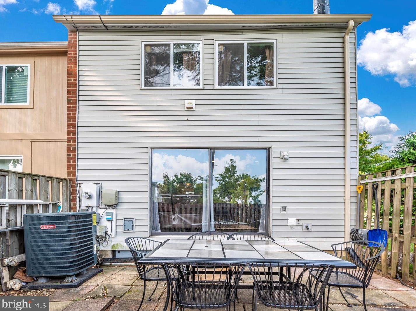 806 Brethour Ct, Dulles VA  20164-1438 exterior