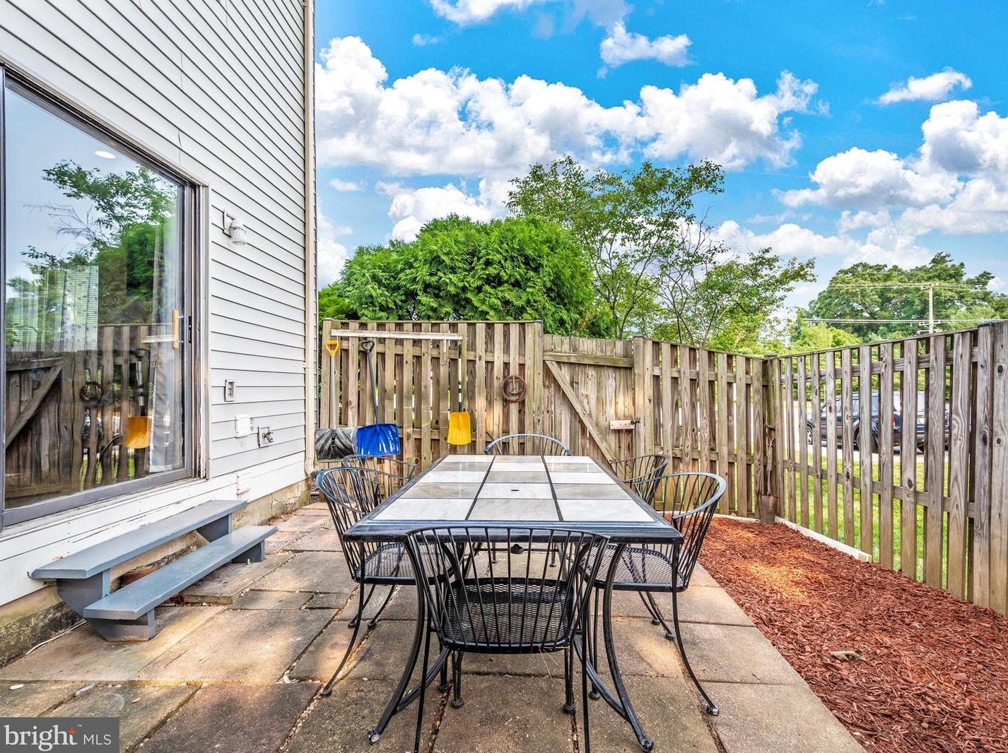 806 Brethour Ct, Dulles VA  20164-1438 exterior