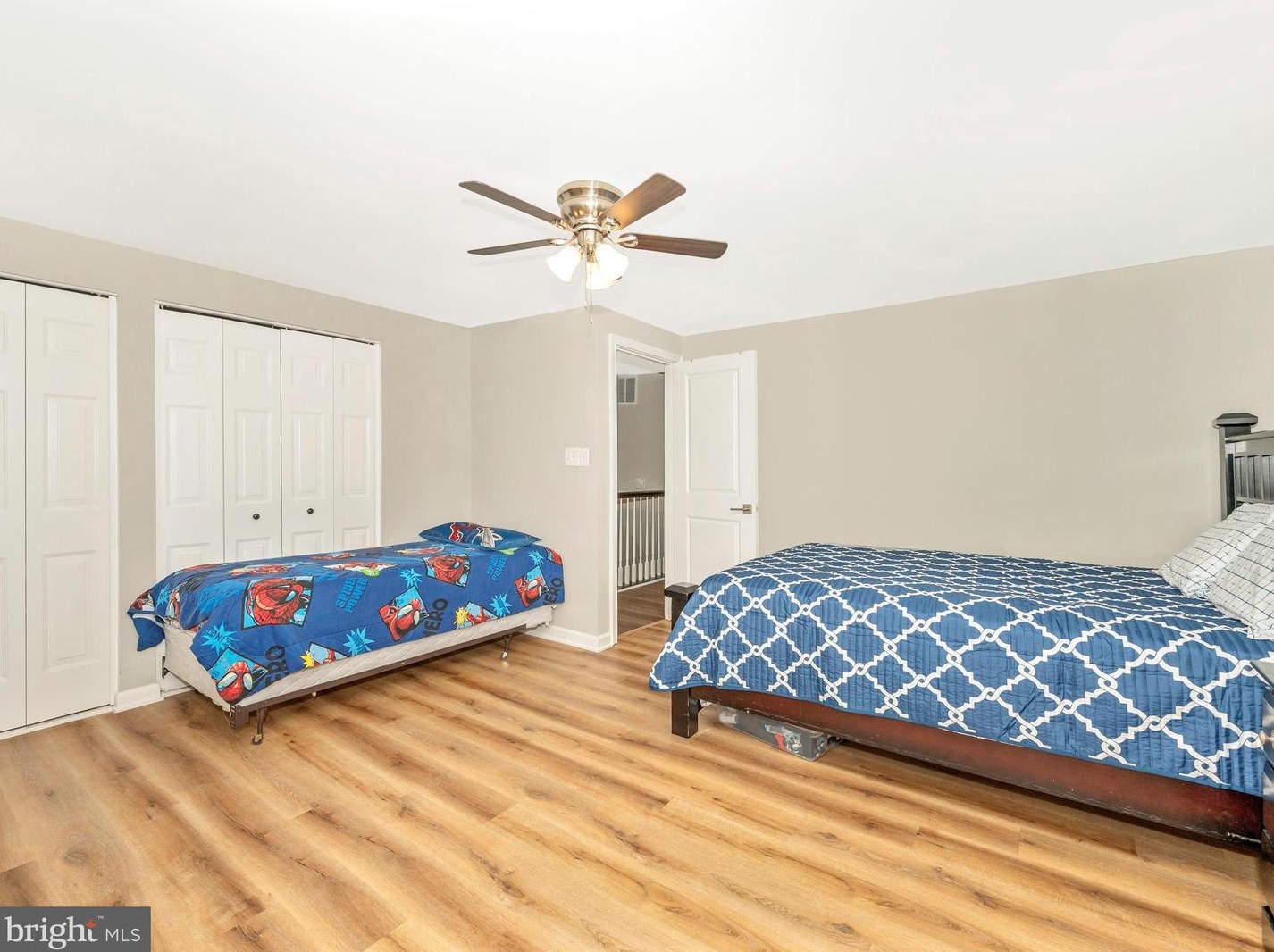 806 Brethour Ct, Dulles VA  20164-1438 exterior