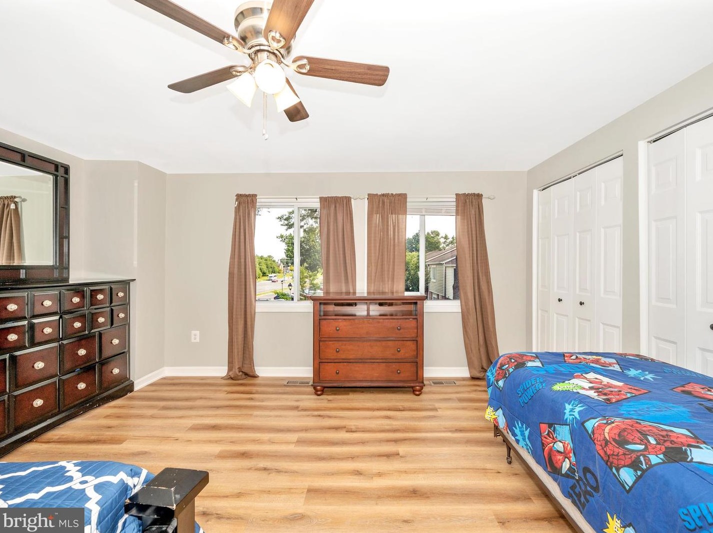 806 Brethour Ct, Dulles VA  20164-1438 exterior