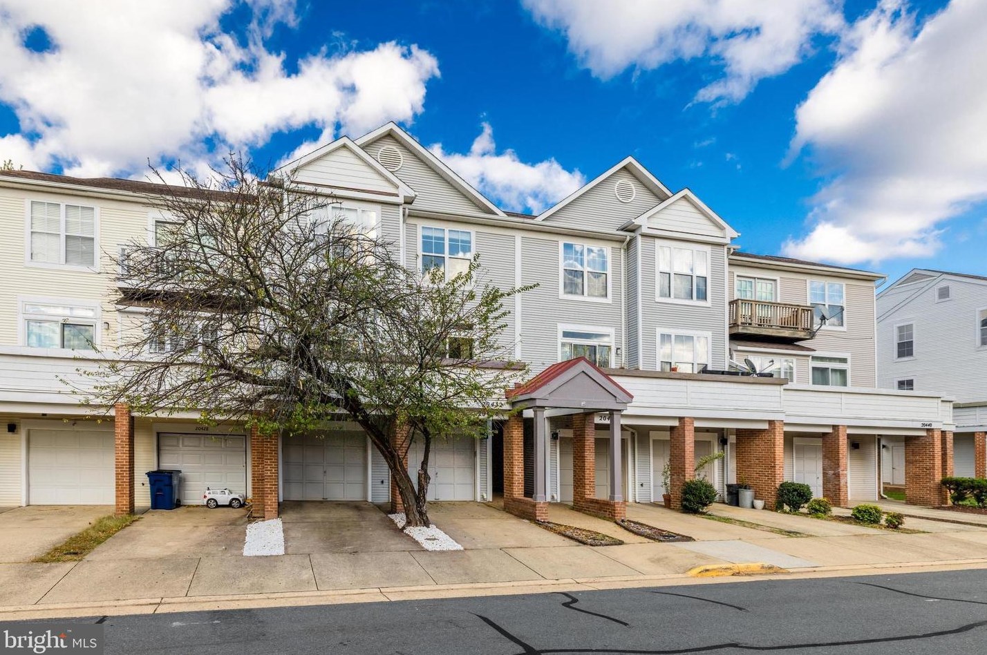 20432 Cool Fern Square, Ashburn, VA 20147