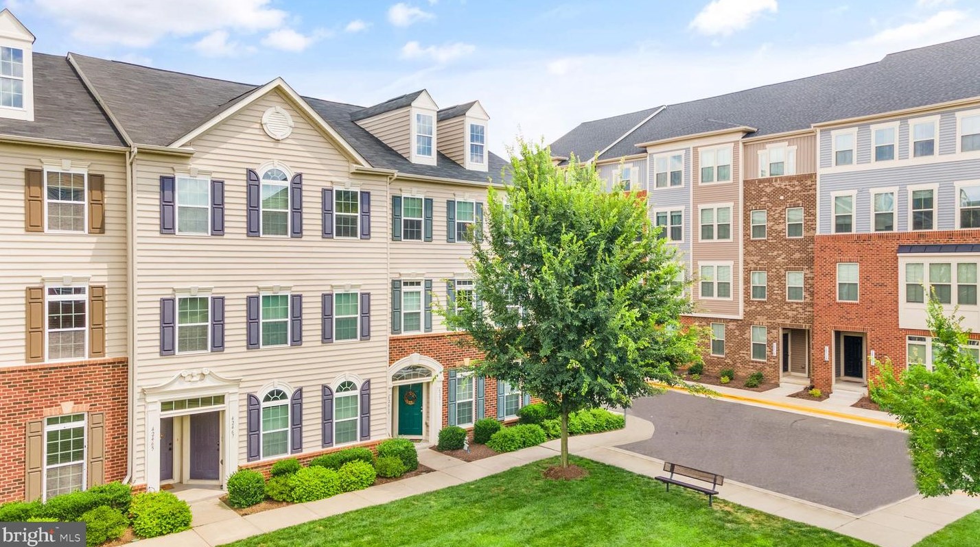42471 Prophecy Ter, Dulles, VA 20166-2689