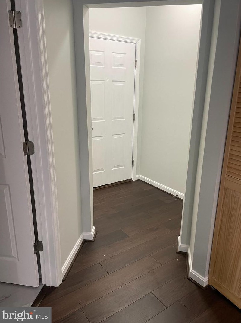 21210 Mcfadden Sq Unit 304, Dulles, VA 20165