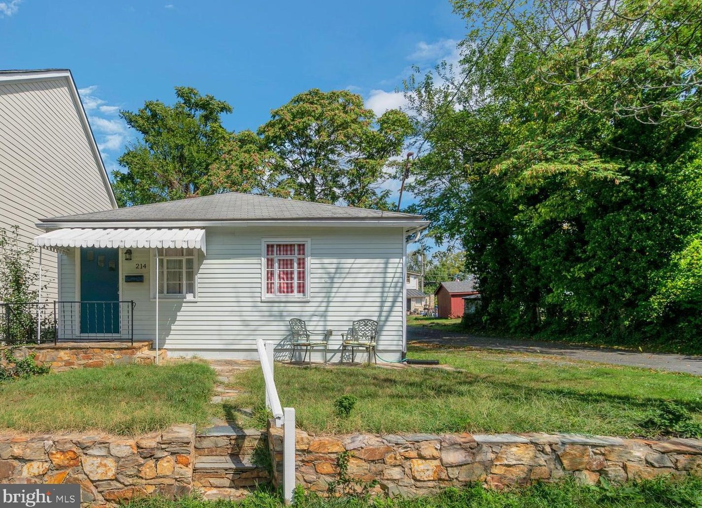 214 Royal St Se, Leesburg, VA 20175