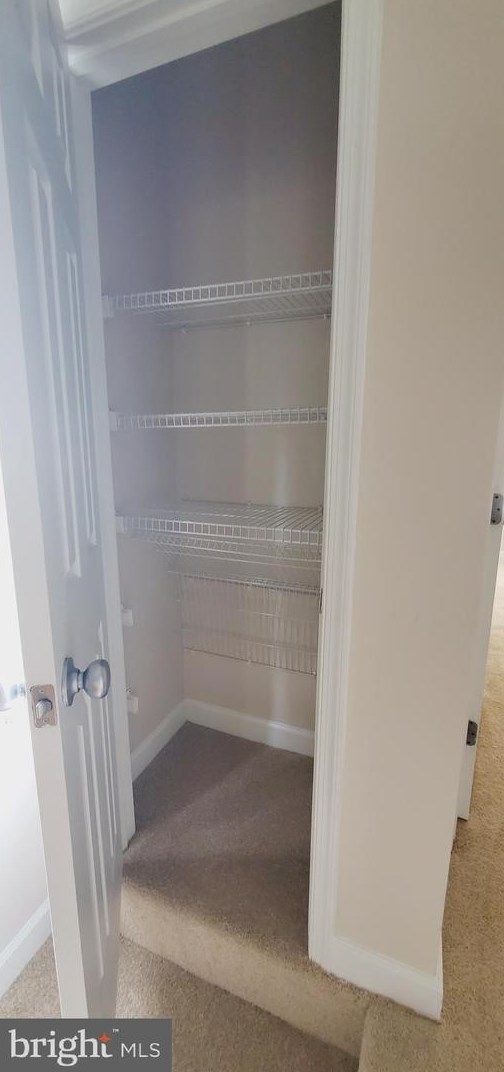 42529 Hollyhock Ter, Ashburn VA 20148-4839 exterior